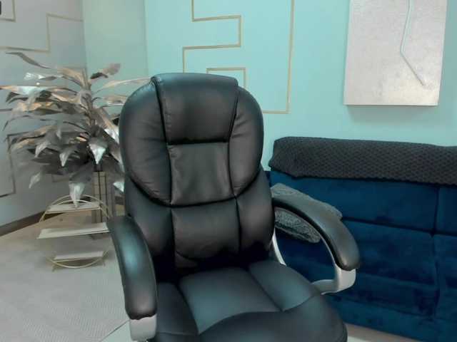 Live sex webcam photo for LindseyCox #288010364