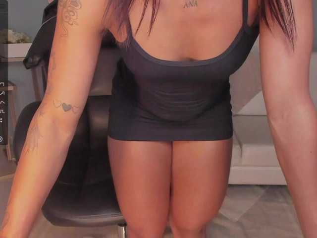 Live sex webcam photo for LindseyCox #288010381