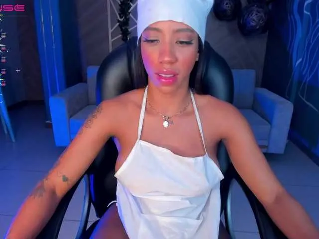 Live sex webcam photo for LindseyCox #288010471