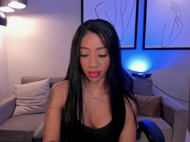 Live sex webcam photo for LindseyCox #290693401