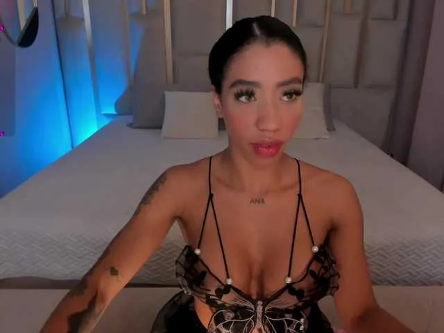 Live sex webcam photo for LindseyCox #291428958