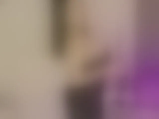 Live sex webcam photo for LindseyMoss #292624217