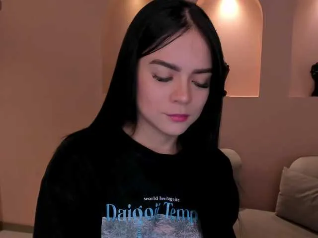 Live sex webcam photo for LindseyWoods #290346735