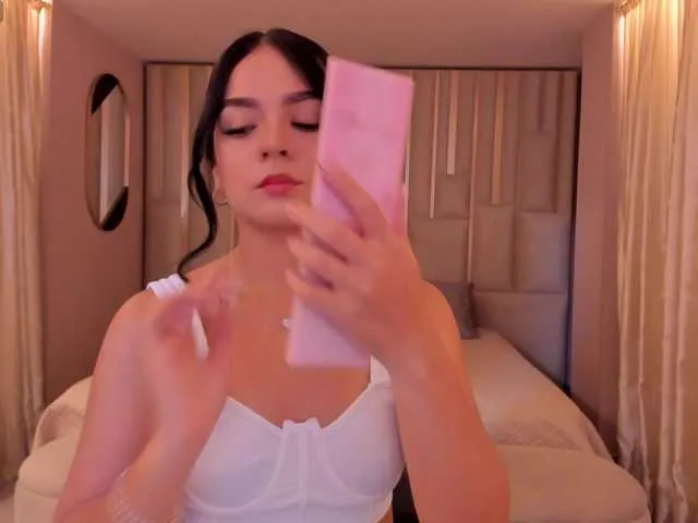 Live sex webcam photo for LindseyWoods #290668730