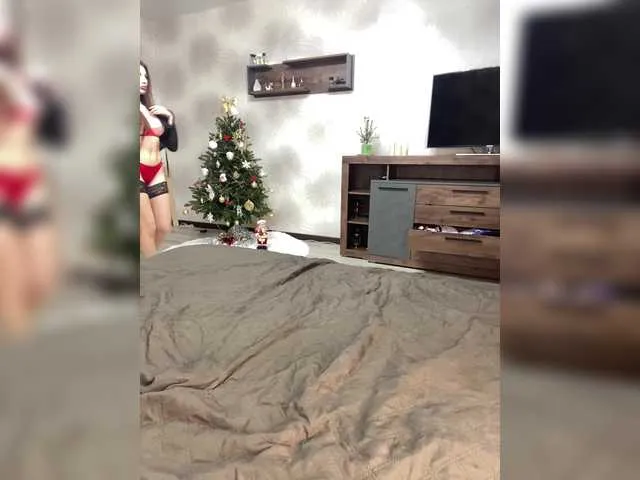 Live sex webcam photo for Lindseya #292546074