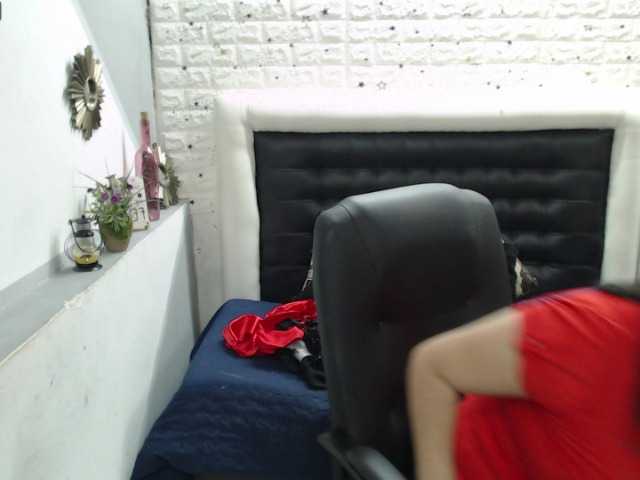 Live sex webcam photo for Lindsy-Janne1 #273271644