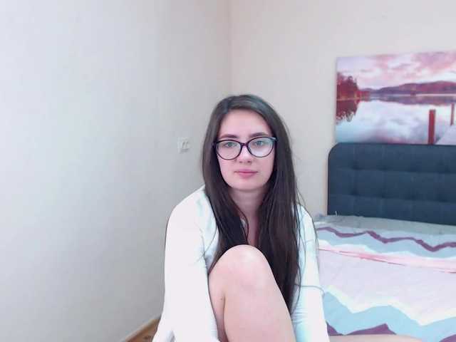 Live sex webcam photo for LineaSea #271801261