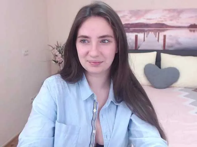 Live sex webcam photo for LineaSea #272099497