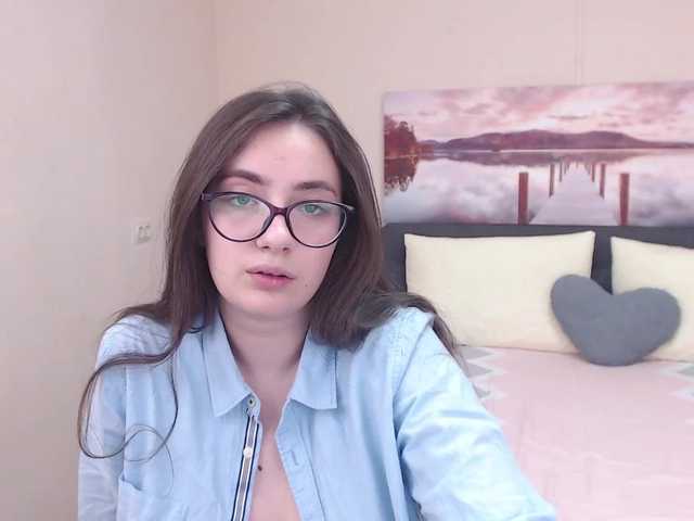 Live sex webcam photo for LineaSea #272103604