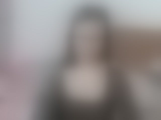 Live sex webcam photo for LingZi