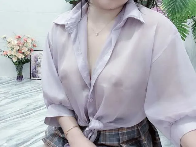 Live sex webcam photo for Linh97 #292701123