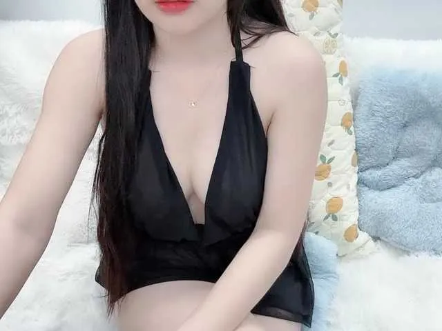 Live sex webcam photo for Linh97 #293361880