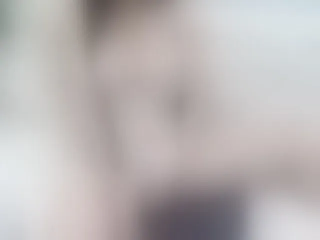 Live sex webcam photo for Linh97 #293460119