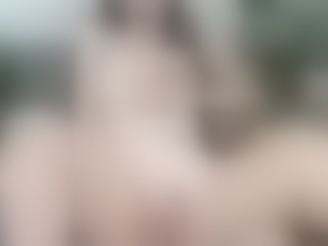Live sex webcam photo for Linh97 #294000071