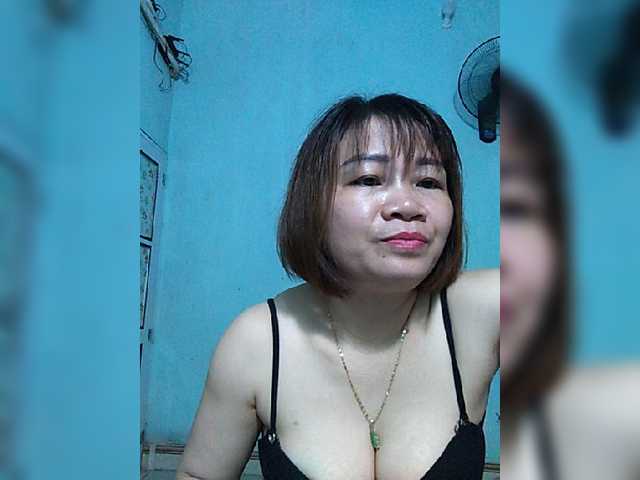 Live sex webcam photo for Linhanhsex2k #277731144