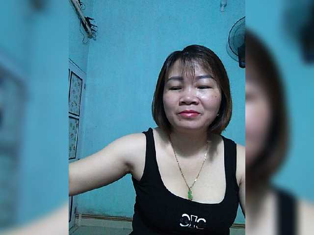 Live sex webcam photo for Linhanhsex2k #277784950