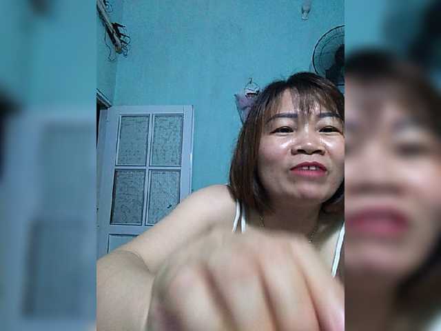 Live sex webcam photo for Linhanhsex2k #277810417