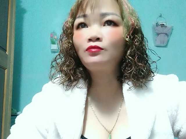 Live sex webcam photo for Linhanhsex2k #290478160