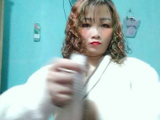 Live sex webcam photo for Linhanhsex2k #290644610