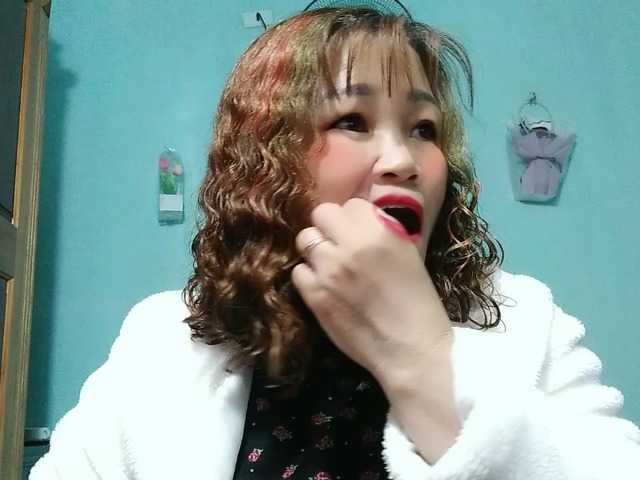 Live sex webcam photo for Linhanhsex2k #290711640