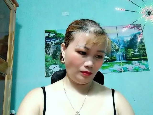 Live sex webcam photo for Linhanhsex2k #291320320