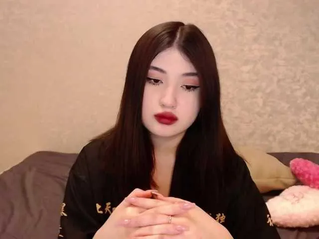 Live sex webcam photo for LiniSuen #273234938