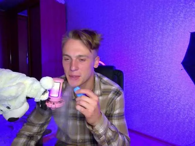 Live sex webcam photo for Linkc0ln1 #275510715