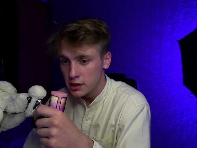 Live sex webcam photo for Linkc0ln1 #275634225