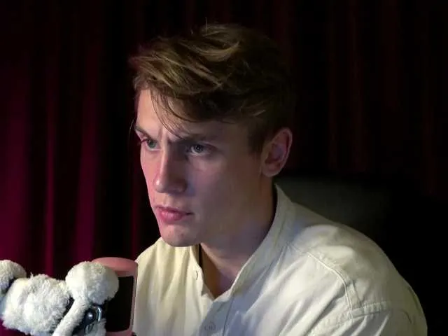 Live sex webcam photo for Linkc0ln1 #275925201