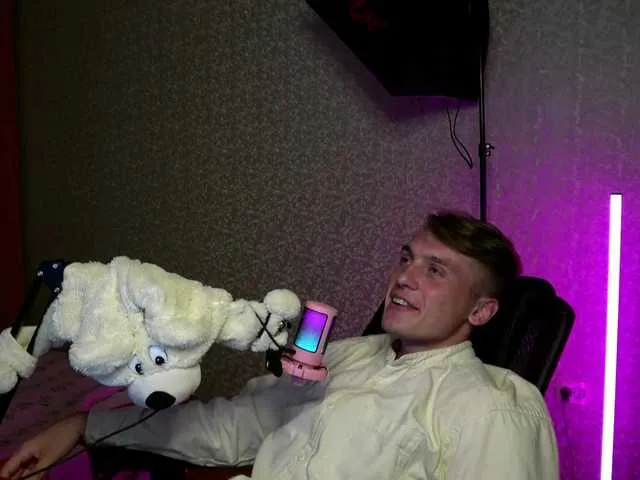 Live sex webcam photo for Linkc0ln1 #276035932