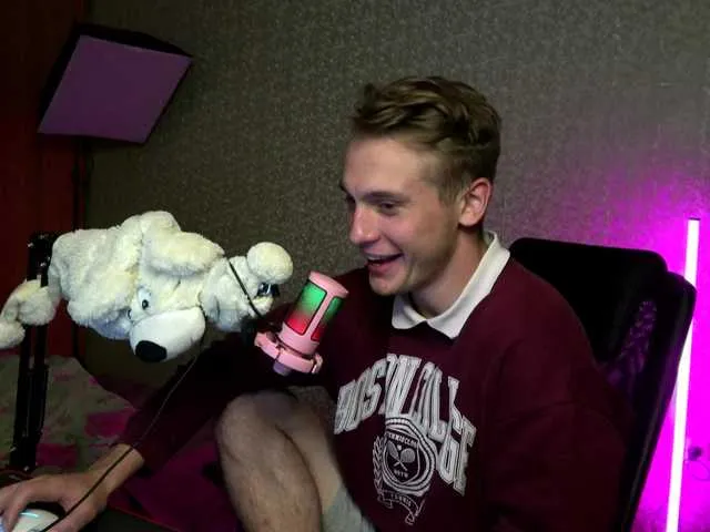 Live sex webcam photo for Linkc0ln1 #276145194