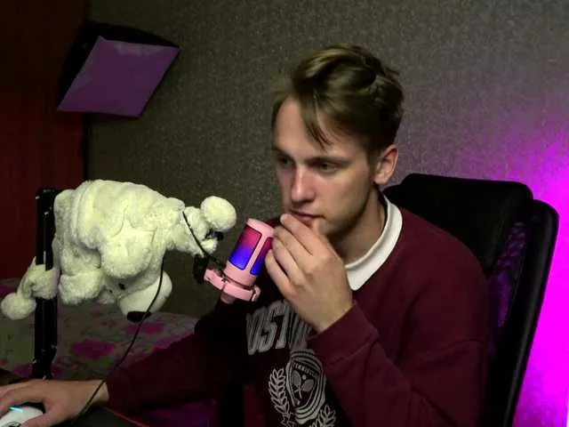 Live sex webcam photo for Linkc0ln1 #276191975