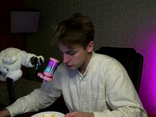 Live sex webcam photo for Linkc0ln1 #276248344