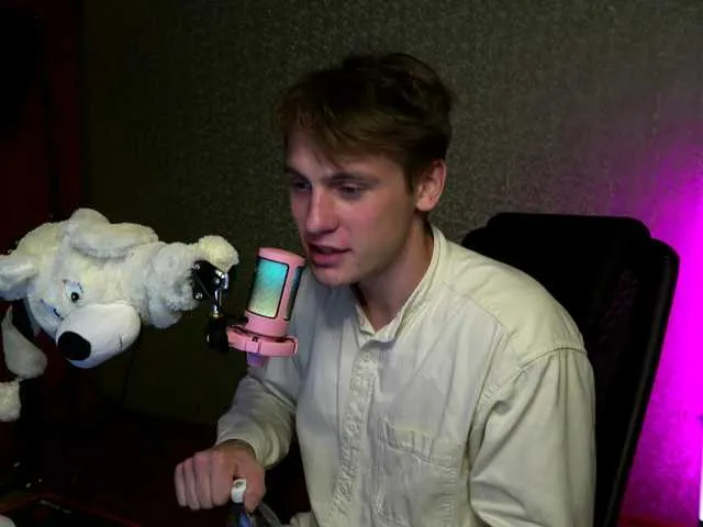 Live sex webcam photo for Linkc0ln1 #276298847