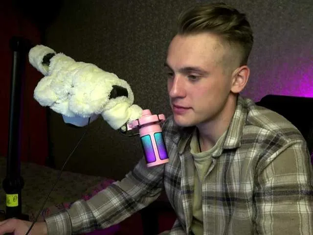 Live sex webcam photo for Linkc0ln1 #276442023