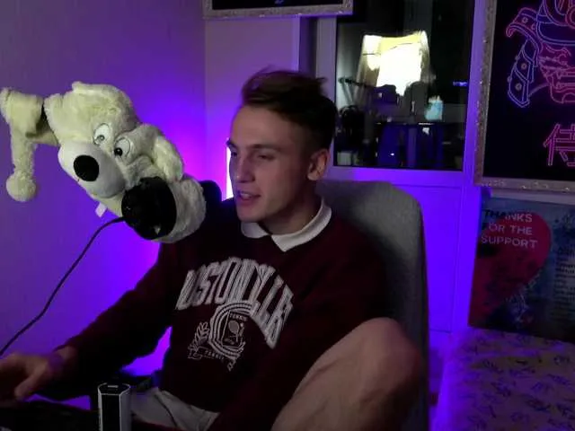 Live sex webcam photo for Linkc0ln1 #276566104