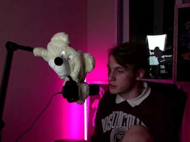 Live sex webcam photo for Linkc0ln1 #276655272