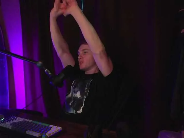 Live sex webcam photo for Linkc0ln1 #278039453