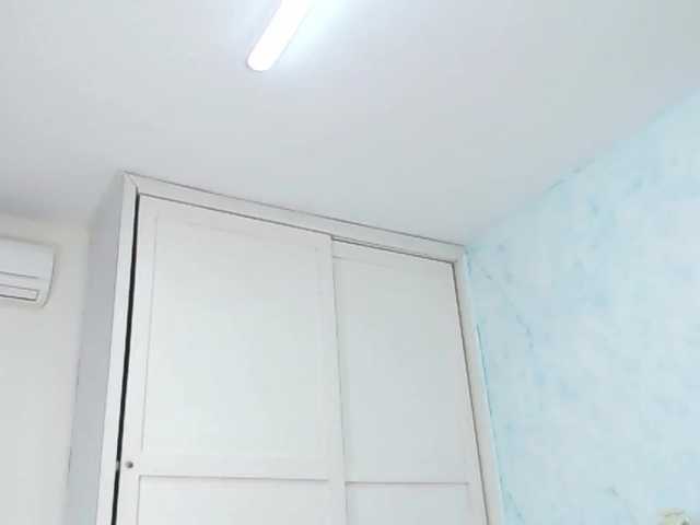 Live sex webcam photo for LinnCostello #274132068