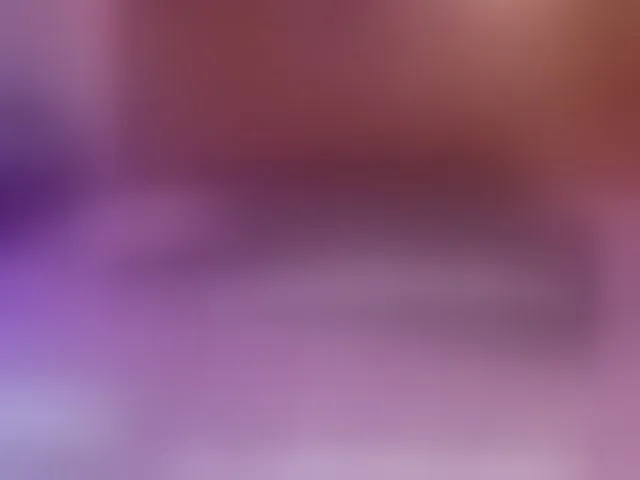 Live sex webcam photo for LinsyAdams #293602367