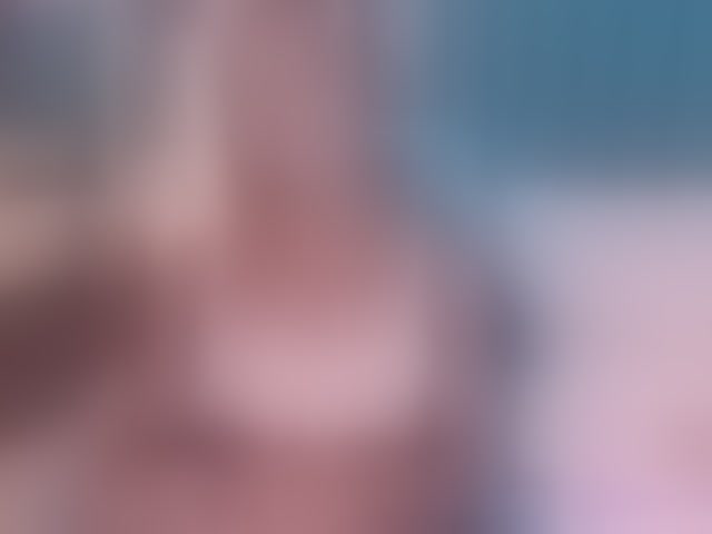 Live sex webcam photo for LinsyAdams #294125802