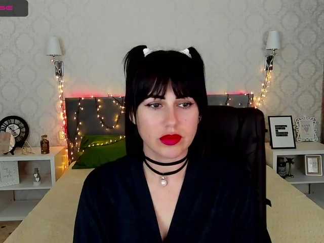 Live sex webcam photo for LipsyBlack #273360387