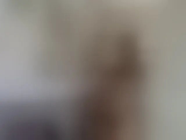 Live sex webcam photo for LiraRusso1 #293651853
