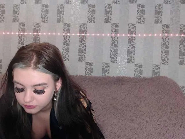 Live sex webcam photo for Liraleii #271843946