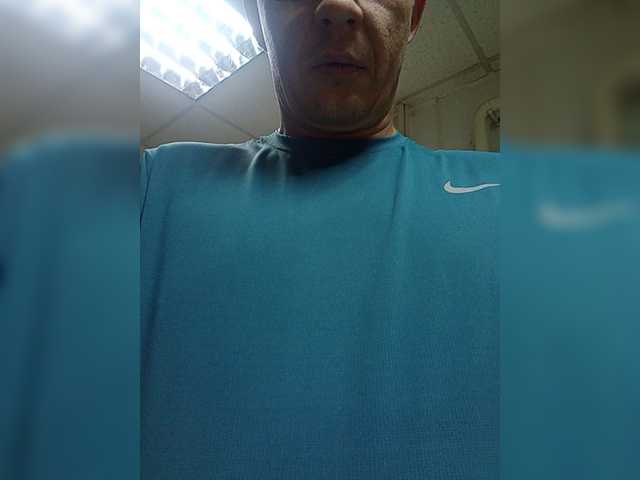 Live sex webcam photo for Lis19a #276030610