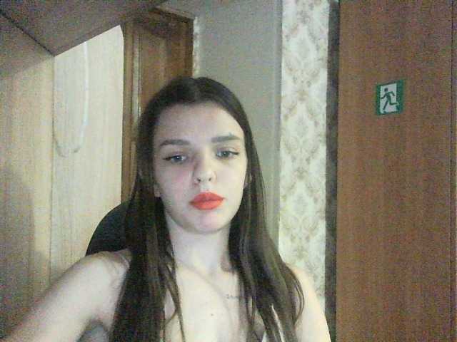 Live sex webcam photo for Lisa-Lenore #277204194