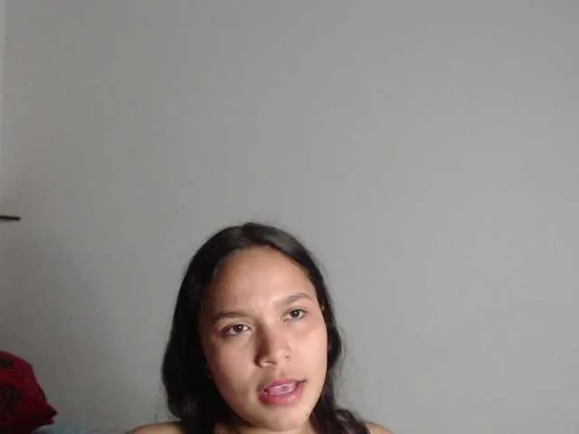 Live sex webcam photo for Lisa-hot1 #272599331