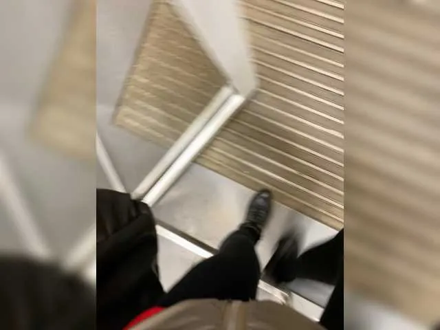 Live sex webcam photo for Lisa1225 #276524736