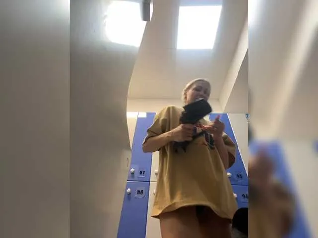 Live sex webcam photo for Lisa1225 #291233769