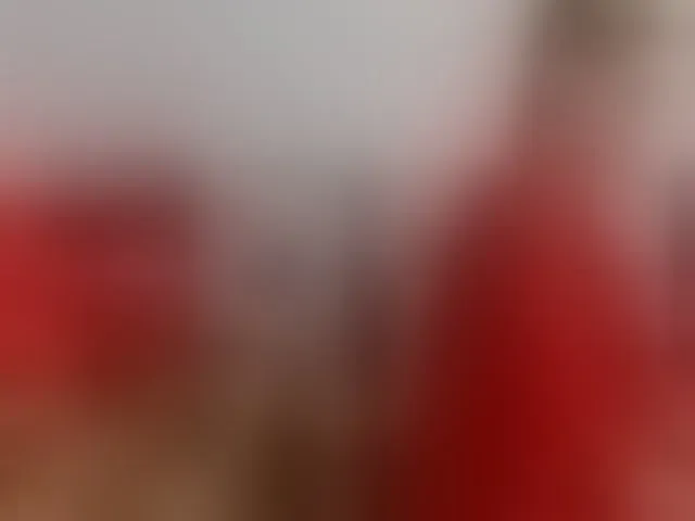 Live sex webcam photo for Lisa1225 #293437921